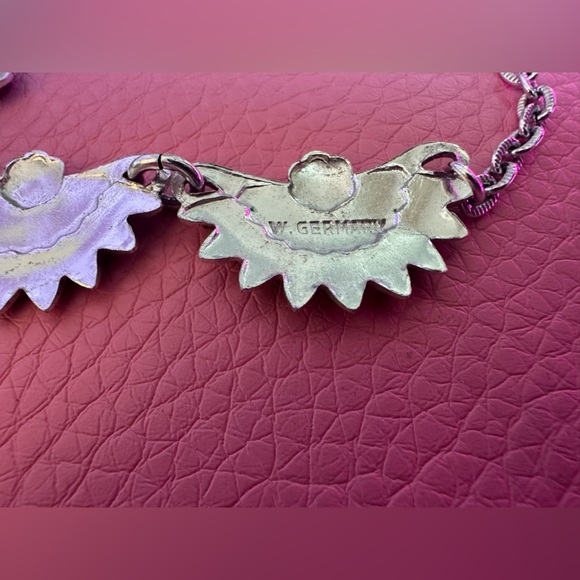 Vintage West Germany Stamped Metal (Aluminum?) Silver Floral Necklace - Picture 4 of 4